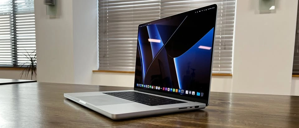 MacBook Pro 16” M1 Pro - Excellent Condition - photo 3