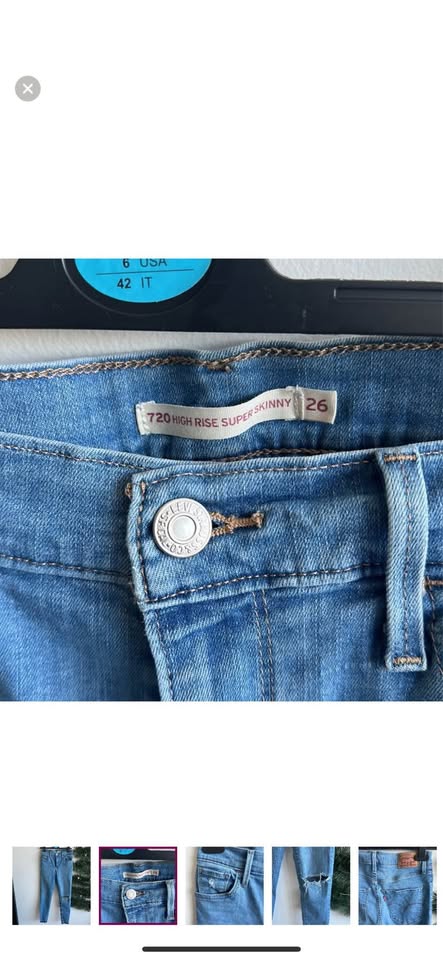 Levi’s 720 High Rise Super Skinny Jeans - Size 26 - photo 2