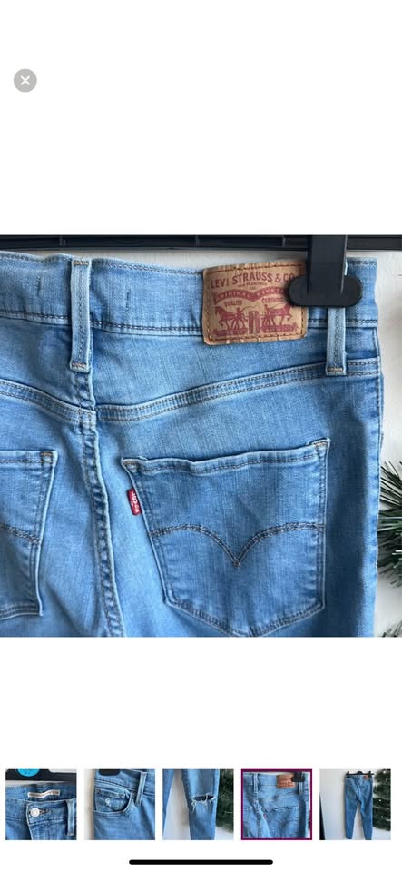 Levi’s 720 High Rise Super Skinny Jeans - Size 26 - photo 5