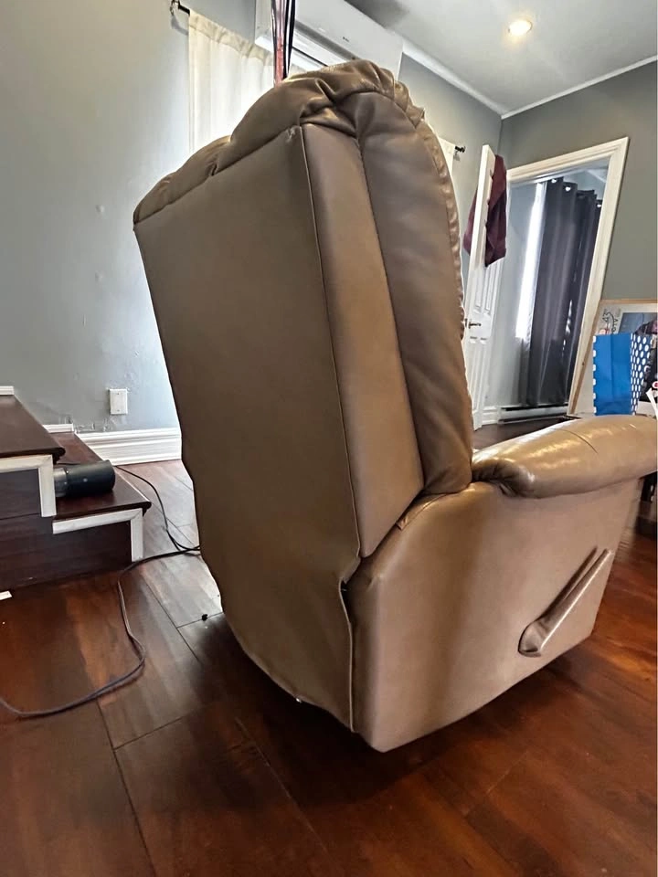 Recliner for sale - photo 4
