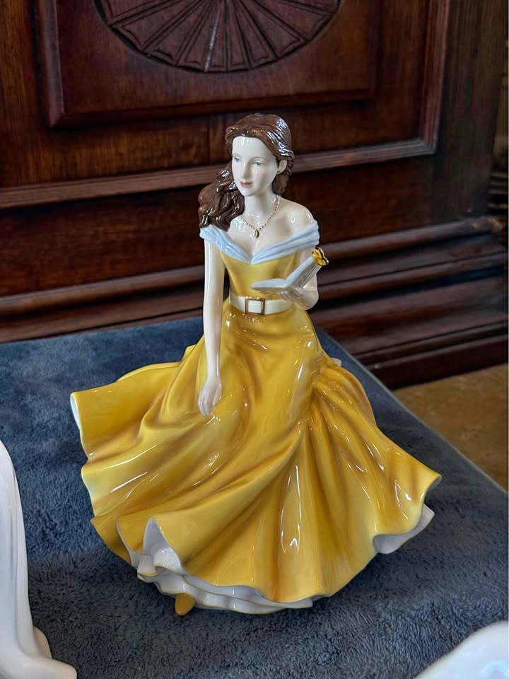 Limited Edition Signed Royal Doulton Margaret