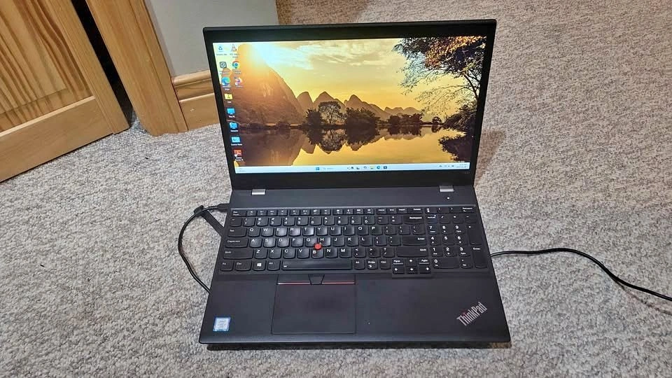 Lenovo T590 i5 8th Gen 16GB RAM 256GB SSD Win 11 Laptop