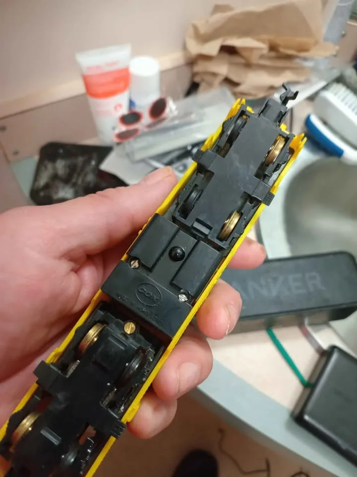 Robinhood Ho scale working engine image indicator(6)