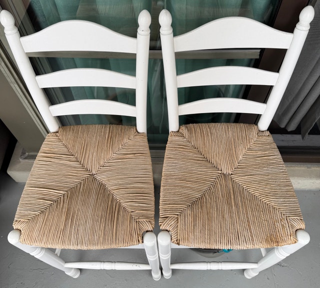 White Wicker Chairs - Set of 2 - photo 3
