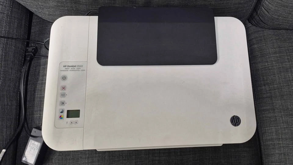 HP Deskjet 2542 All-in-One Printer - photo 4