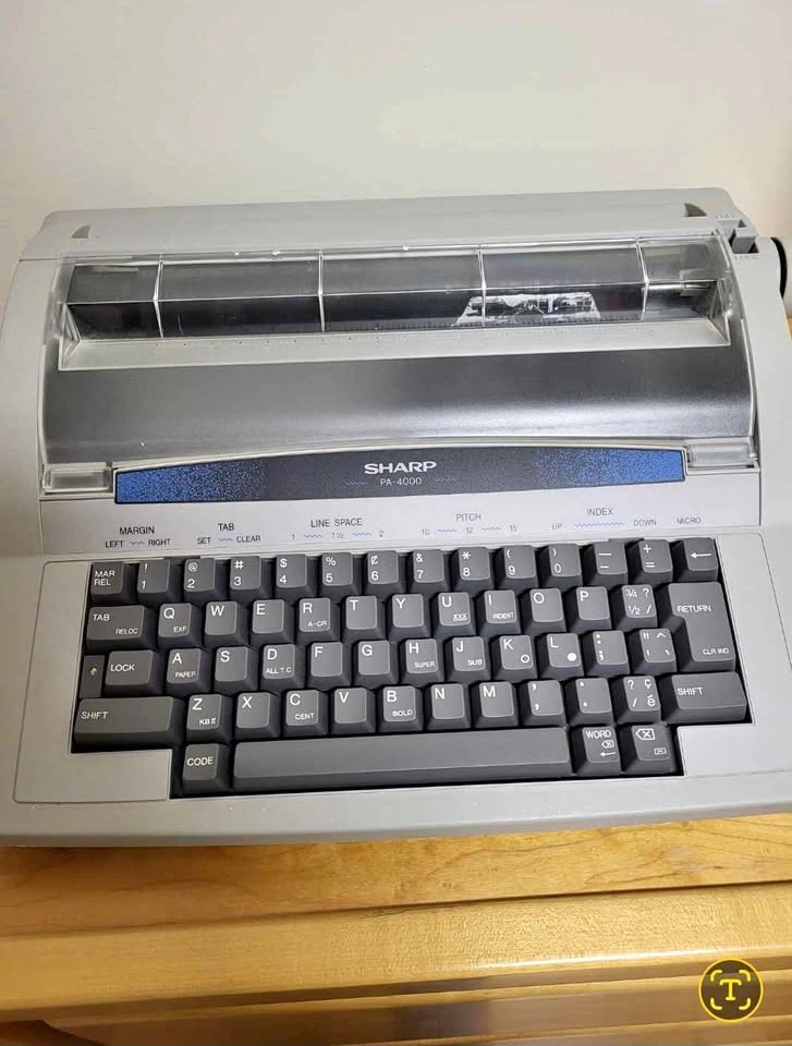 SHARP ELECTRONIC TYPEWRITER