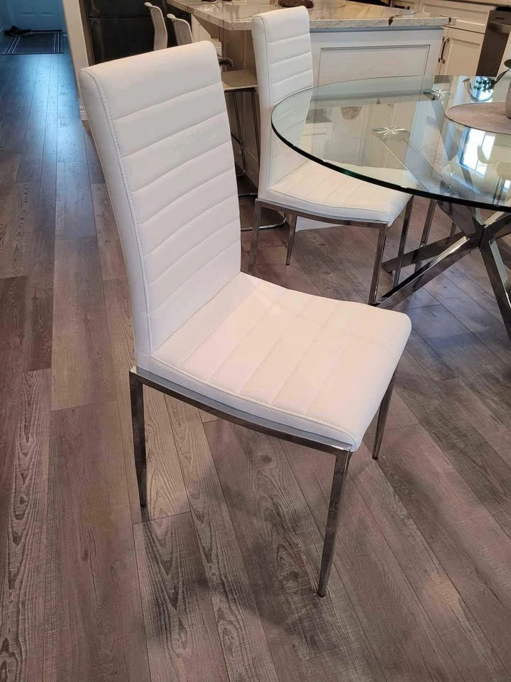 Beautiful Glass and Chrome Dining Room Table and Chairs - photo 2