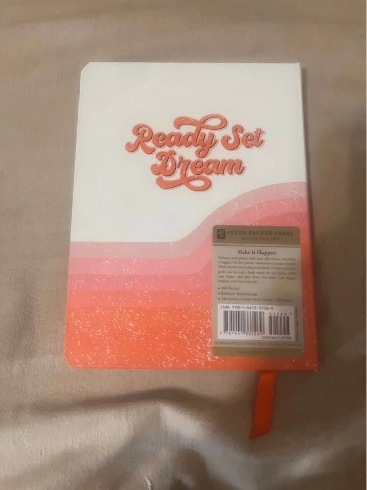 NEW LIFE GOALS JOURNAL - photo 2