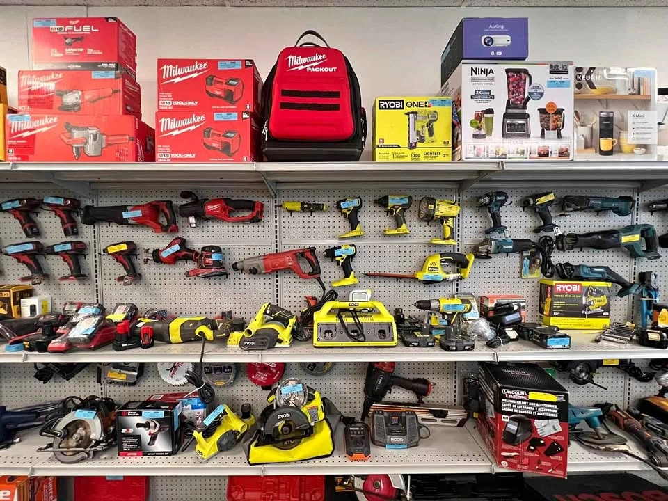 Looking to sell Milwaukee, DeWalt, Makita, Hilti, Bosch, Ridgid,