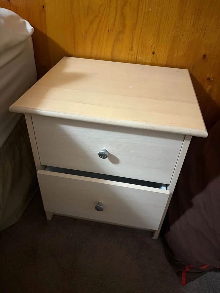 Dresser & Side Tables - photo 3