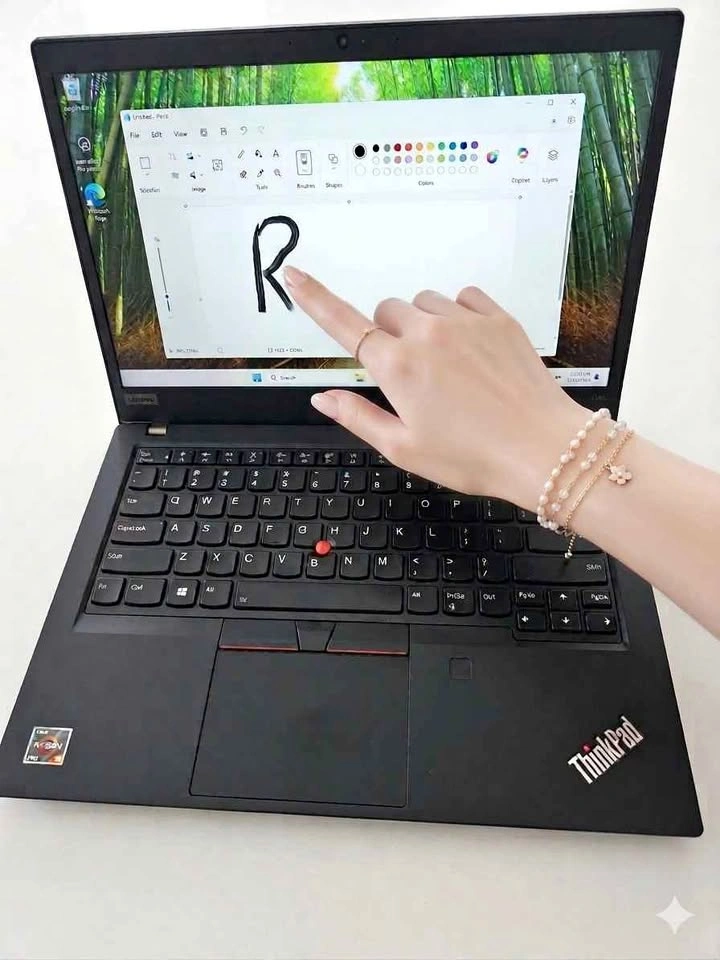Touchscreen T14 EXCELLENT condition - AMD Ryzen Pro - 16GB RAM -