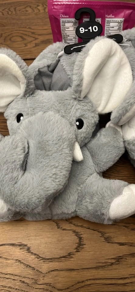 Grey Elephant Slippers Kids Size 9-10 - photo 2
