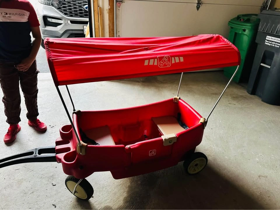 Kids Smartrike Wagon with Shade
