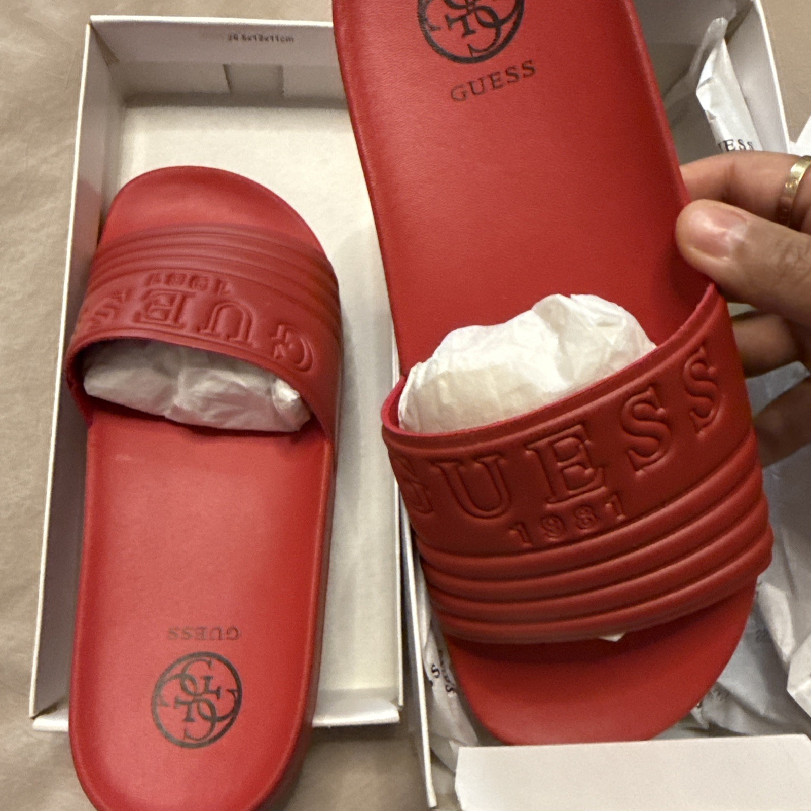 Guess Peers Slide Sandals Womens Size 8 Dark Red Logo Monogram G