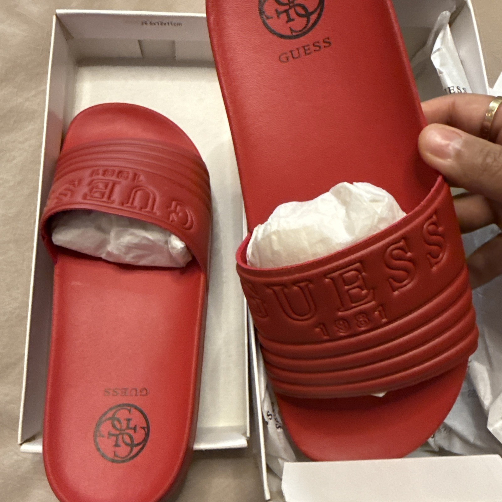 Guess Peers Slide Sandals Womens Size 8 Dark Red Logo Monogram G - photo 3