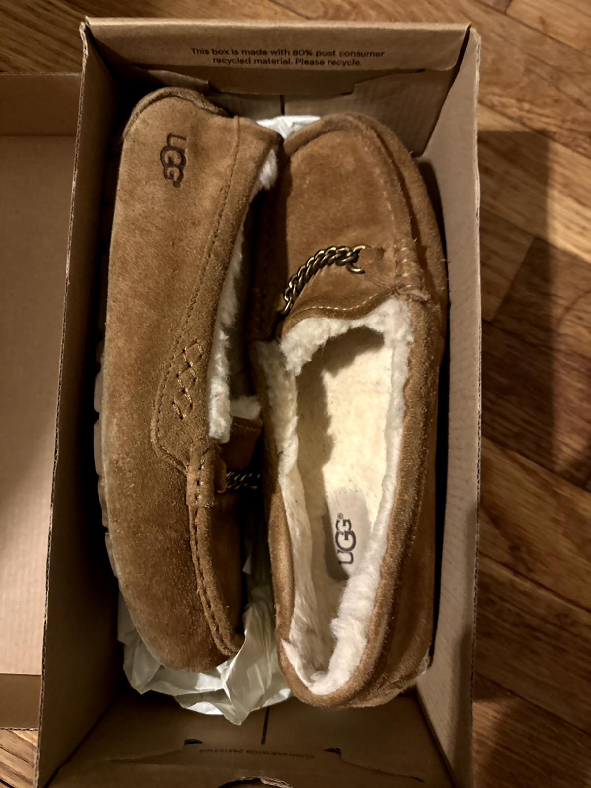 UGG Australia Women's Ansley Slipper with charm USED SIZE 8 - photo 3