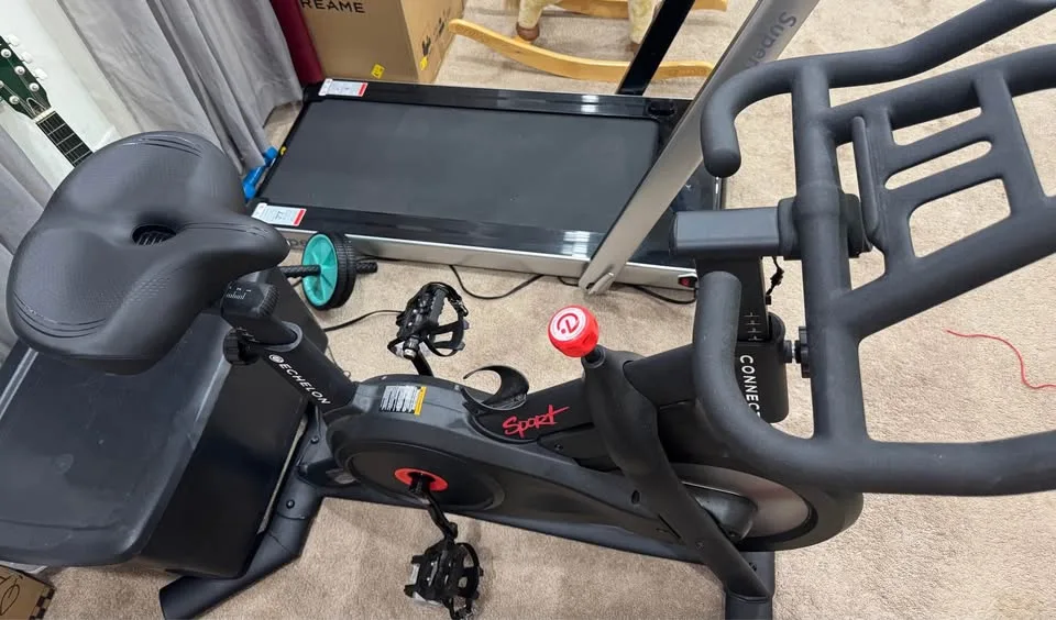 Echelon connect sport indoor cycling exercise bike image indicator(2)