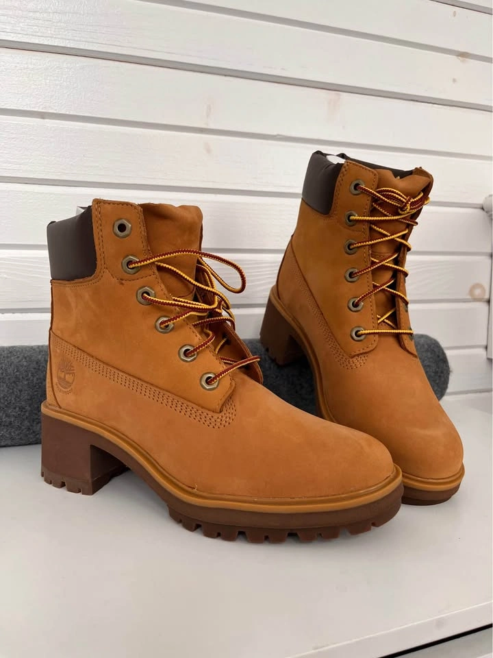 Brand New Timberland Kinsley Waterproof Boots  (Women’s Size 8M) - photo 3