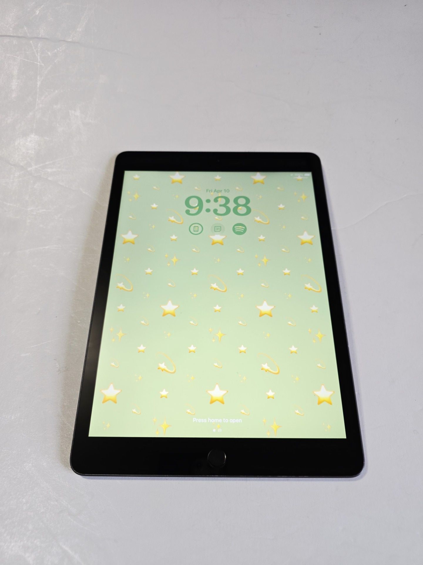 Apple iPad (8th Generation) 32GB Space Grey
