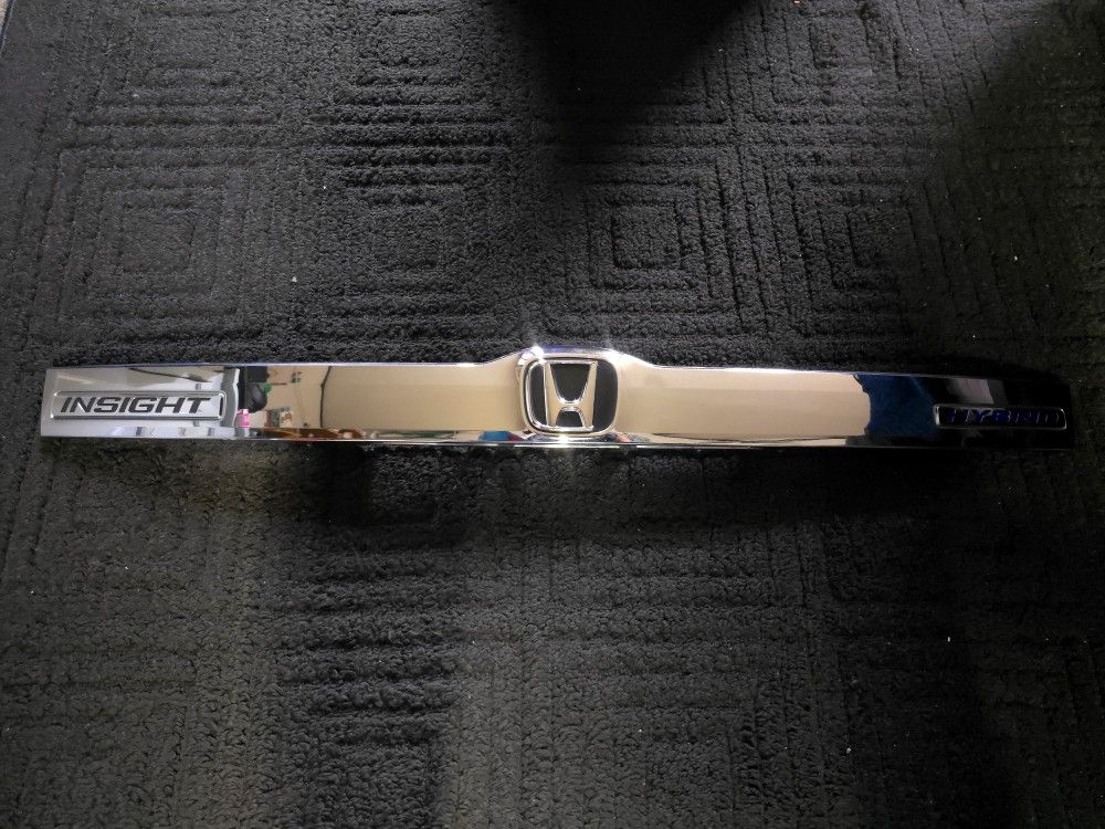 Honda Insight 2012-2014 Rear Trunk Chrome Garnish