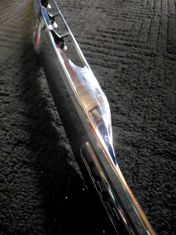 Honda Insight 2012-2014 Rear Trunk Chrome Garnish - photo 5