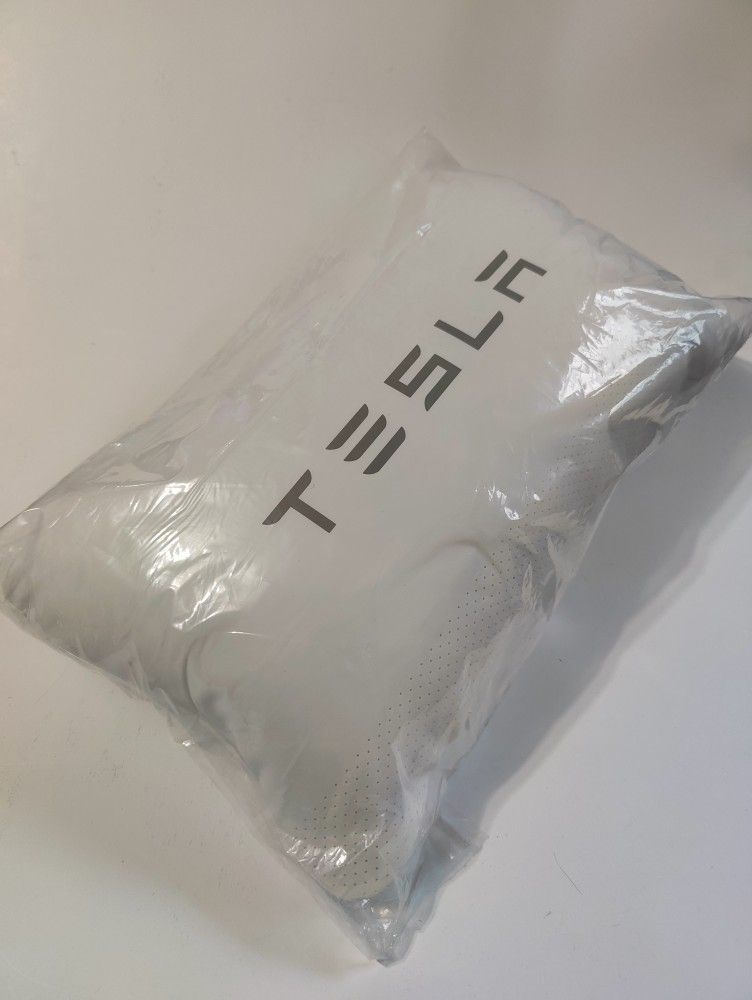 Tesbeauty Tesla Lumbar Support Pillow White - photo 3