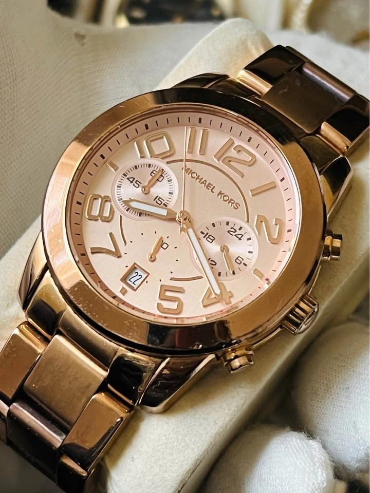 Ladies Watches Bundle all working - photo 3