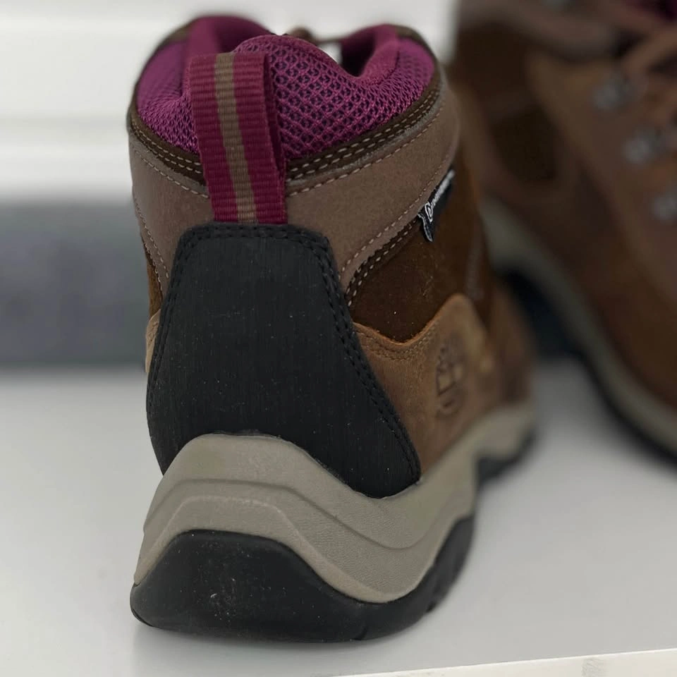 Timberland Women's Mt. Maddsen Hiking Boots - Size 9.5 - photo 2