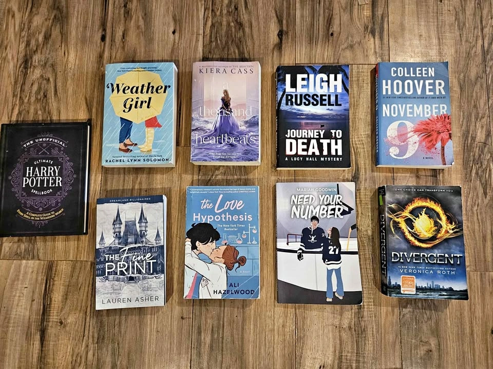 BOOKS FOR SALEEEE