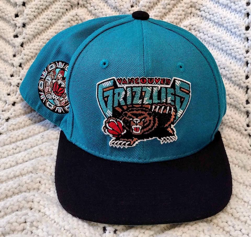 Vancouver Grizzlies Mitchell & Ness NBA Snapback Hat Youth