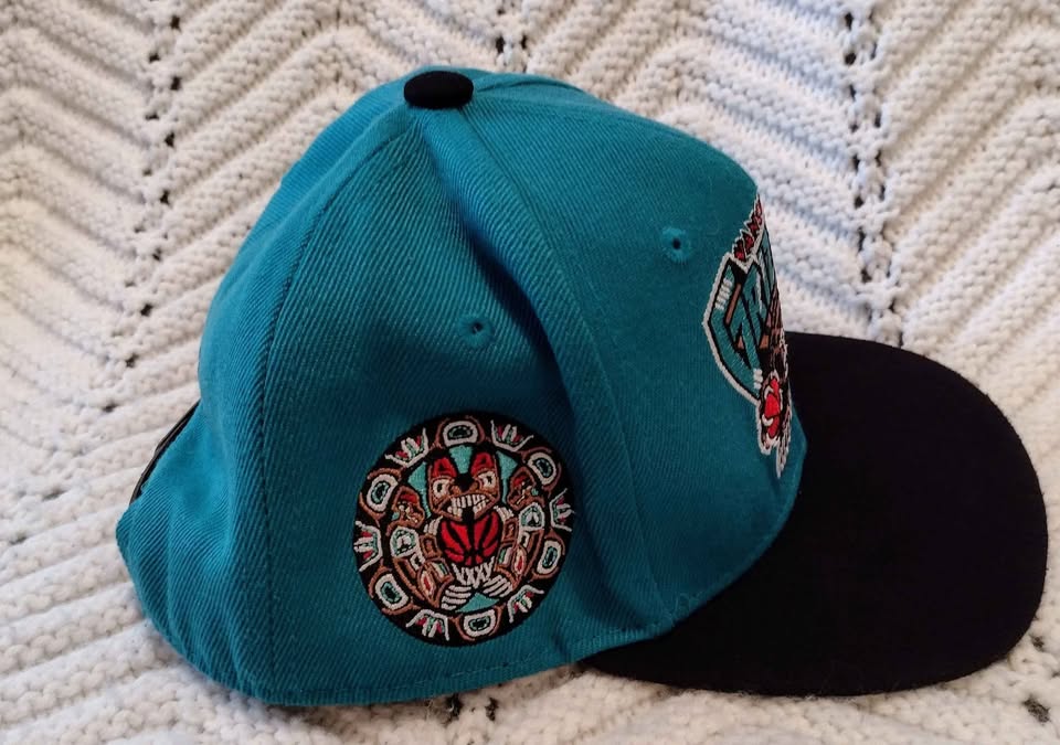 Vancouver Grizzlies Mitchell & Ness NBA Snapback Hat Youth - photo 4