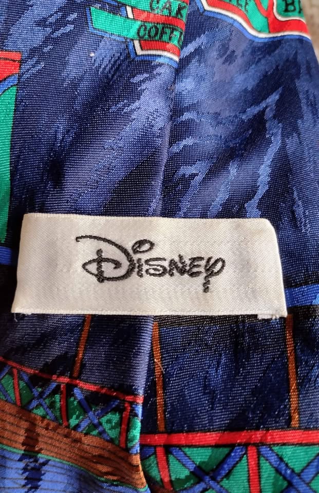 Detective Goofy Mens Tie Disney Captain Morgan Hotel - photo 4