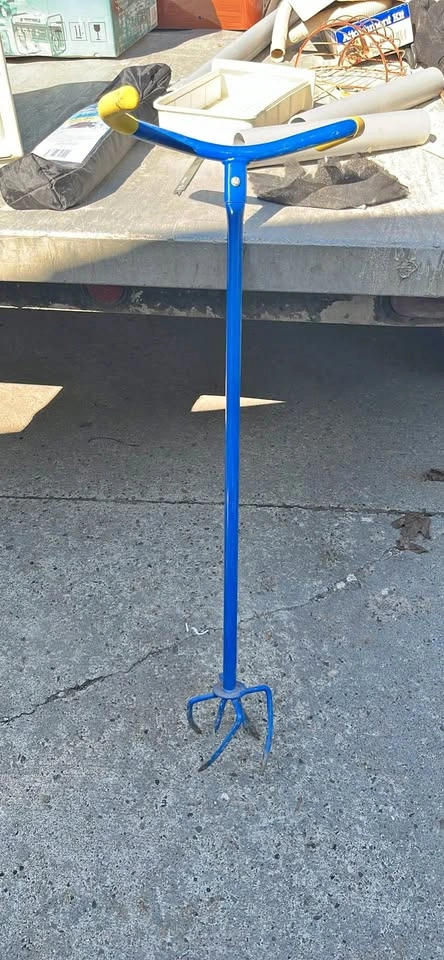 Garden Weasel Manual Tiller