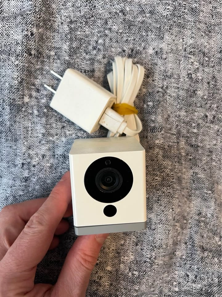 Wyze Cam v2 - photo 3