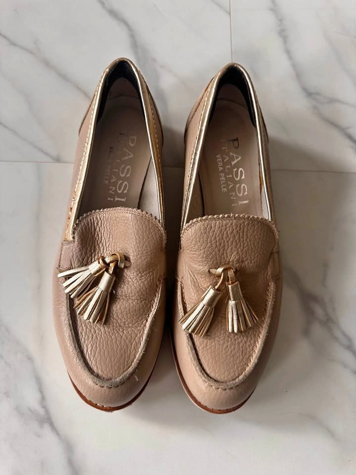 Taupe tassel loafers
