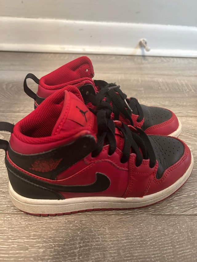 Lot Boys Shoes Sizes 12-1 - photo 5