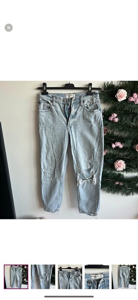 Abercrombie & Fitch - the mom high rise - size 26 - 2s