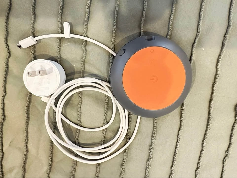 Google Home Mini - photo 2