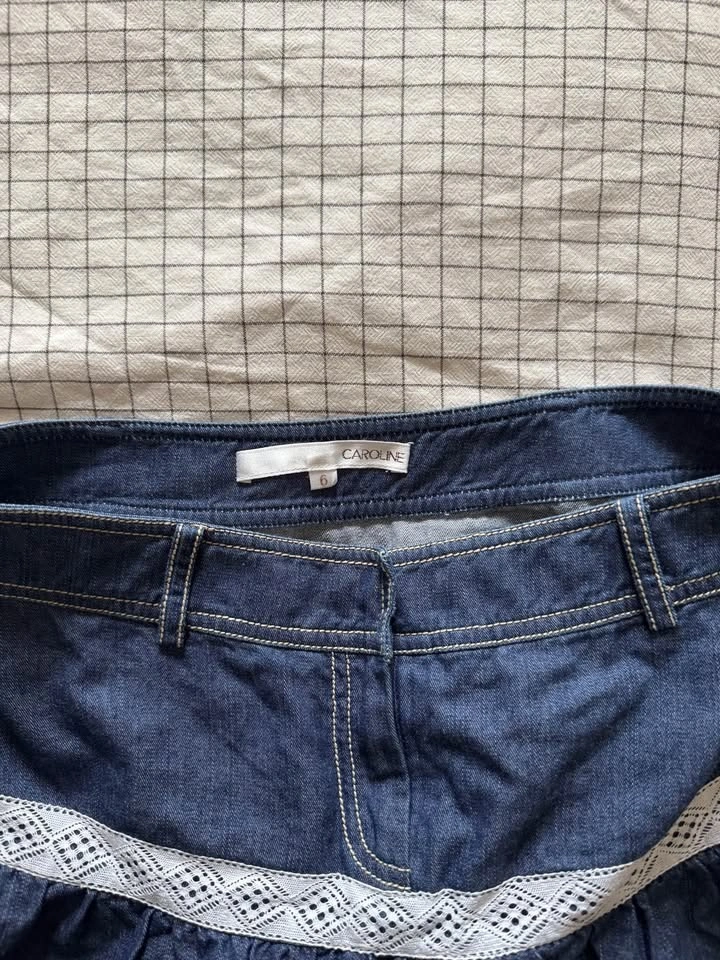 Denim Mini Skirt with Lace Trim - photo 3