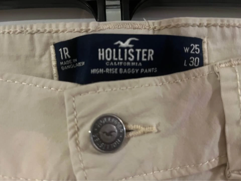 Hollister Cargo Pants - photo 2