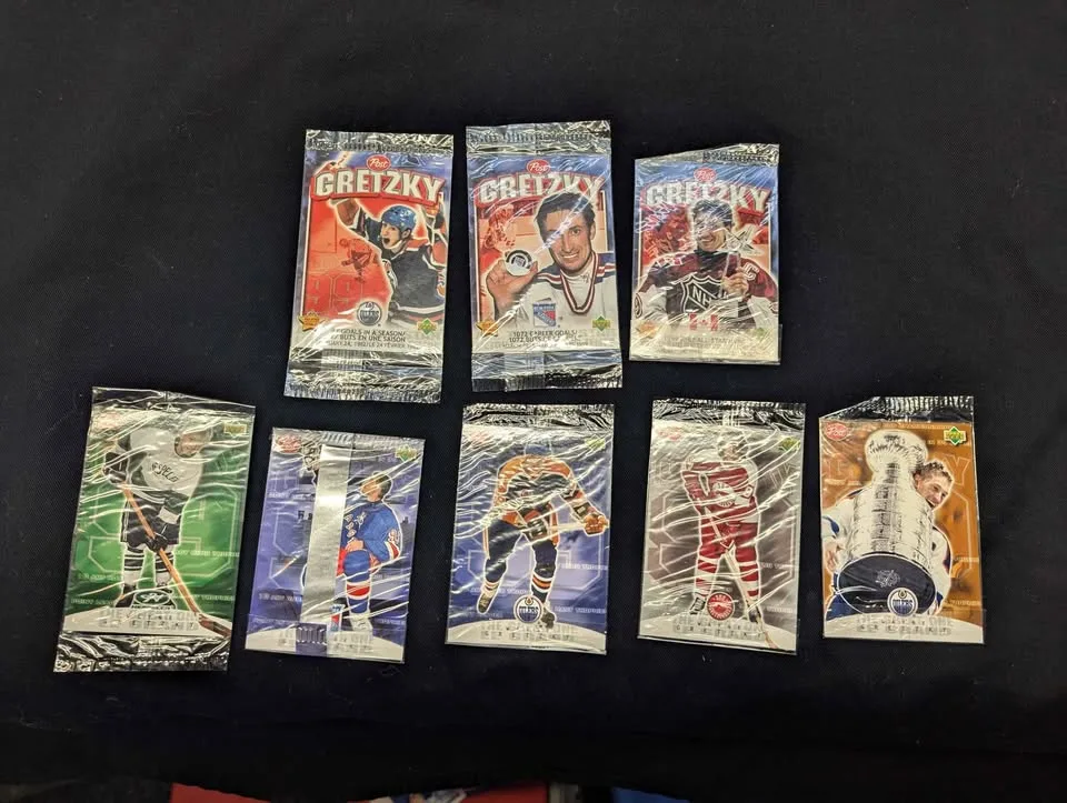 🥕NHL HOCKEY WAYNE GRETZKY COLLECTION RARE!!!! 24K GOLD image indicator(4)