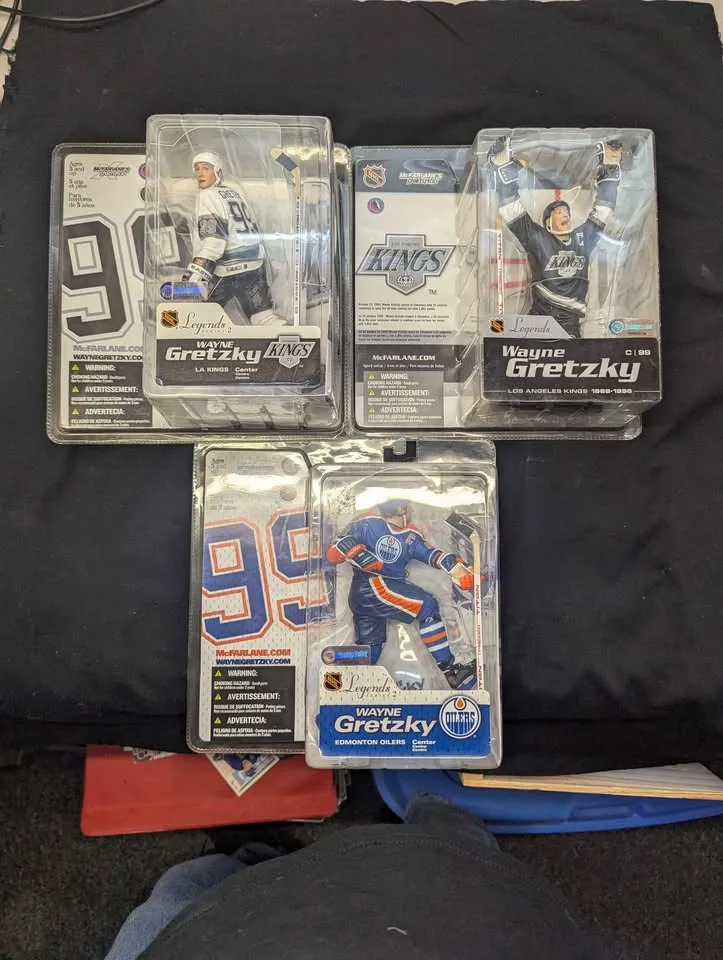 🥕NHL HOCKEY WAYNE GRETZKY COLLECTION RARE!!!! 24K GOLD image indicator(5)