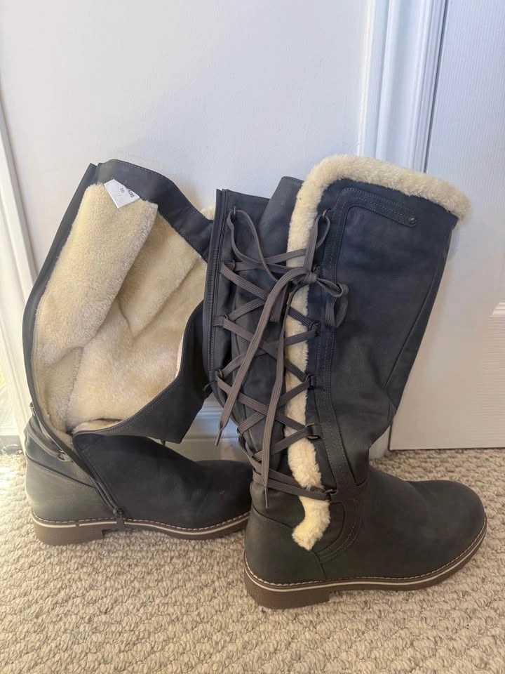 Gorgeous Boots New or Worn Once! $40 Each - photo 5