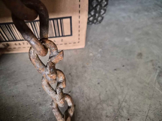 Tire Chains 15x30 V-Link Heavy Duty - photo 2