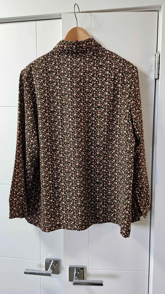 Wing Lee Floral Blouse Size 15 - photo 2