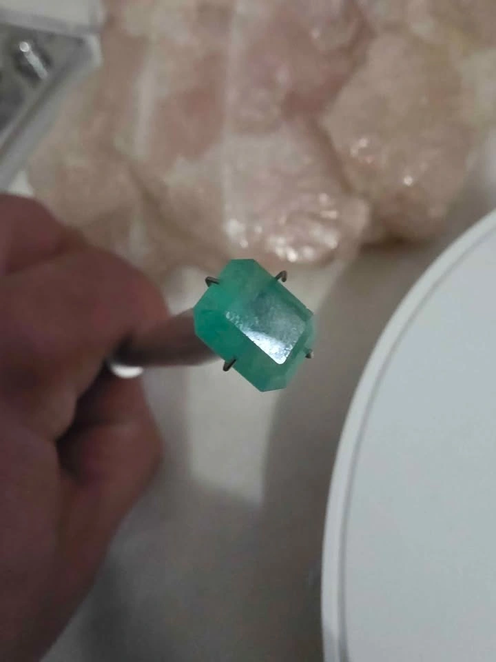 Emerald natural Colombian - photo 4