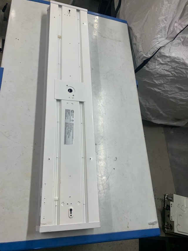 Commercial Electric LED Light Fixture - photo 3