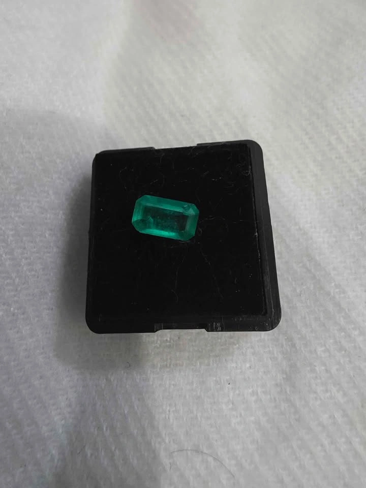 Emerald natural Colombian - photo 4