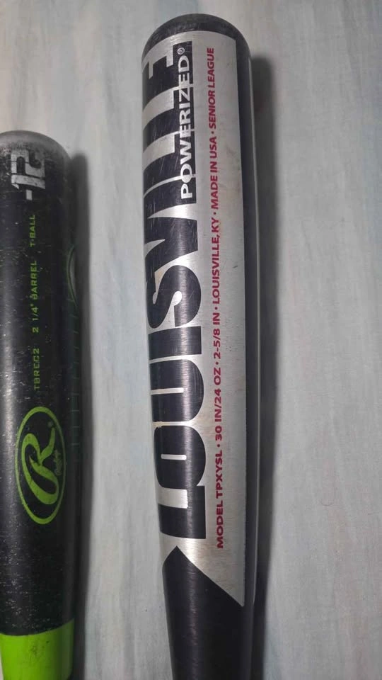 Baseball Equipment: 2 Bats, 3 Gloves, Bag - photo 2
