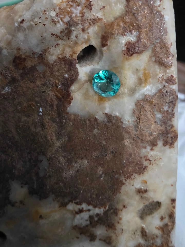 Emerald natural Colombian - photo 2